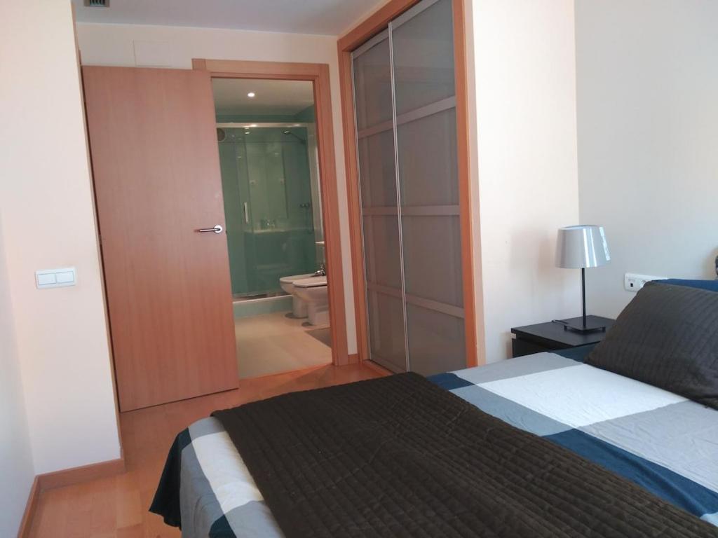 Luxury Flat, 3 Bedrooms, 2 Bathrooms And Swimming Pool Next To The Beach!! Sant Adrià de Besòs Extérieur photo