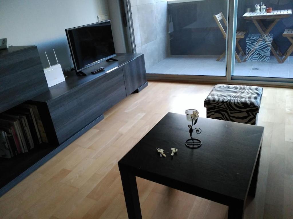 Luxury Flat, 3 Bedrooms, 2 Bathrooms And Swimming Pool Next To The Beach!! Sant Adrià de Besòs Extérieur photo